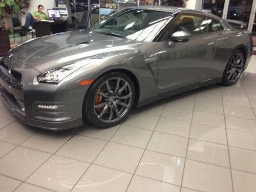 2014 NISSAN GTR-- PEARL WHITE/RED, US $97,950.00, image 10