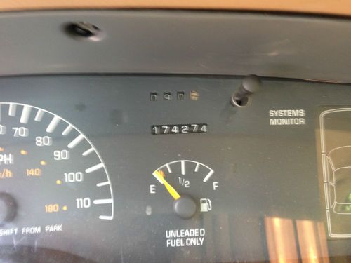 1995 Pontiac Bonneville SE Sedan 4-Door 3.8L (492136), image 5