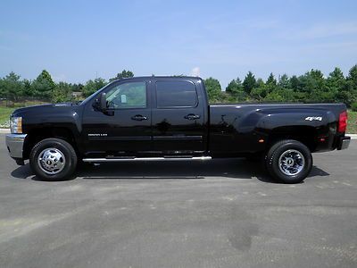 Crew cab ltz trim 1 owner black on black navigation 5th wheel hitch 6.6 duramax