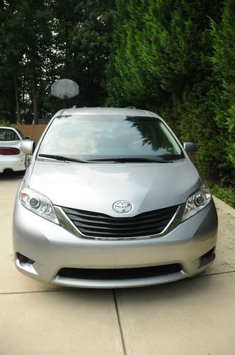 2011 Toyota Sienna LE Mini Passenger Van 5-Door 2.7L, US $24,990.00, image 3