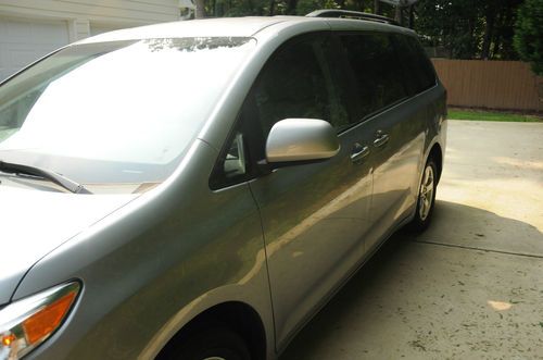 2011 Toyota Sienna LE Mini Passenger Van 5-Door 2.7L, US $24,990.00, image 5