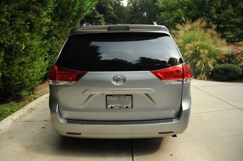 2011 Toyota Sienna LE Mini Passenger Van 5-Door 2.7L, US $24,990.00, image 7