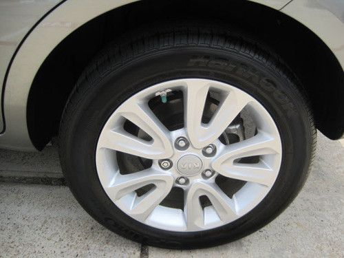 2013 Kia Soul Plus Hatchback 4-Door 2.0L, US $14,995.00, image 12