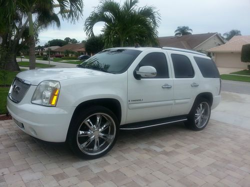 2007 gmc yukon denali sport utility 4-door 6.2l