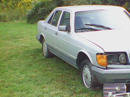 1982 W-126 Mercedes Benz 300sd Sedan for Parts or Restore, image 4