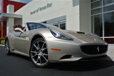 '12 cali spider - 3650 low miles - camera navigation scuderia ipod sport wheels