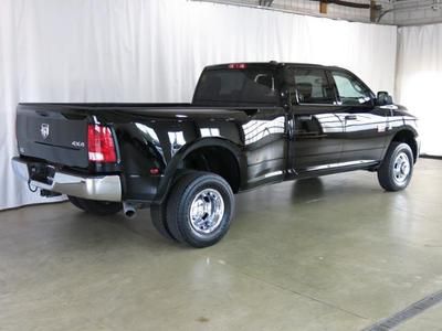 4X4 Crew Cab Diesel Manual 6.7L black long box needs home 3500 ram, image 5