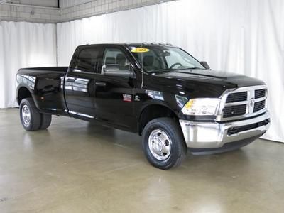 4X4 Crew Cab Diesel Manual 6.7L black long box needs home 3500 ram, image 7