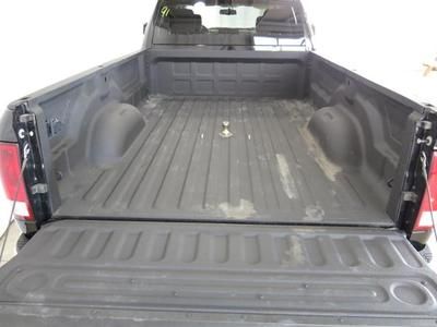 4X4 Crew Cab Diesel Manual 6.7L black long box needs home 3500 ram, image 14