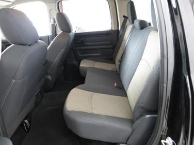 4X4 Crew Cab Diesel Manual 6.7L black long box needs home 3500 ram, image 20