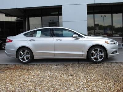 4dr Sdn SE F New 2.5L CD Power Windows Power Door Locks Tilt Wheel AM/FM Stereo, image 2