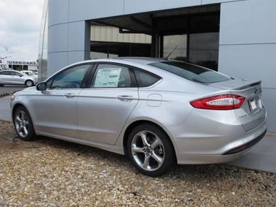 4dr Sdn SE F New 2.5L CD Power Windows Power Door Locks Tilt Wheel AM/FM Stereo, image 7