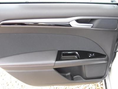 4dr Sdn SE F New 2.5L CD Power Windows Power Door Locks Tilt Wheel AM/FM Stereo, image 10