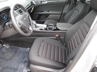 4dr Sdn SE F New 2.5L CD Power Windows Power Door Locks Tilt Wheel AM/FM Stereo, image 14