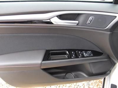 4dr Sdn SE F New 2.5L CD Power Windows Power Door Locks Tilt Wheel AM/FM Stereo, image 16