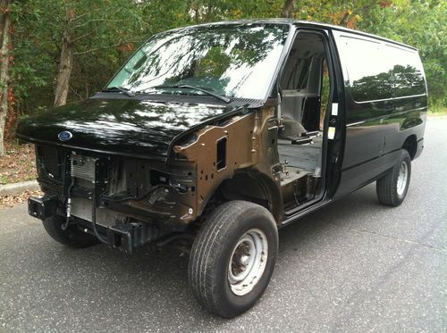 2011 ford e350 super duty passenger van 26k miles theft recovery salvage save!!!