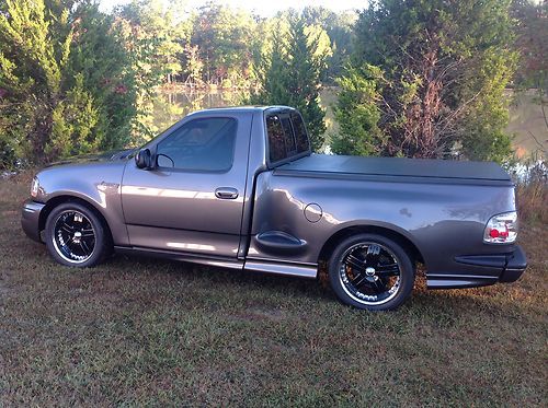 2003 ford f-150 lightning standard cab pickup 2-door 5.4l