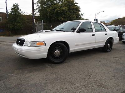 White p71 ex police 110k miles pw pl psts well maintained nice