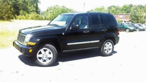1 owner 2005 jeep liberty liberty limitied 4wd low 73k miles, extremely clean