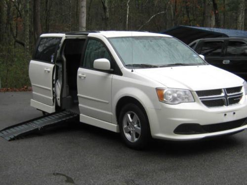 2012 dodge grand caravan wheelchair handicap van new conversion