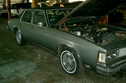 1984 oldsmobile delta 88 royale brougham sedan 4-door