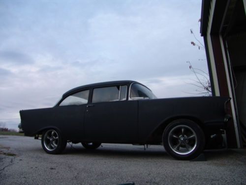 Solid post car! freshly built 454 700r disc brakes belair dash posi seats redone