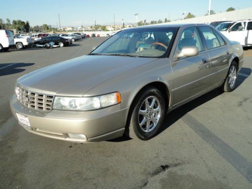 2002 cadillac seville sts sedan 4-door 4.6l
