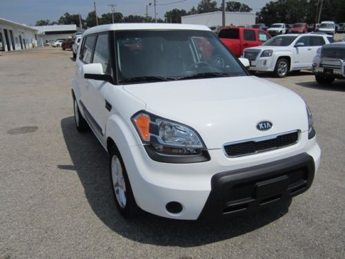 2010 kia soul 2u hatchback 4-door 2.0l