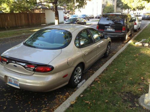 Ford taurus lx