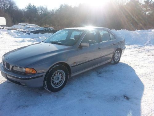 1997 bmw 528i 4 door sedan 190,000 miles daily driver no reserve will sell