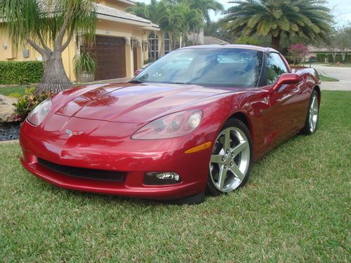 2005 chevrolet corvette 2-door hatchback