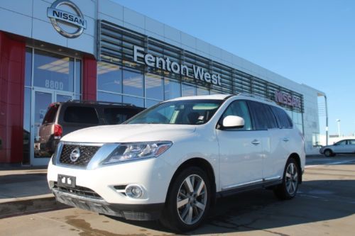 2013 nissan pathfinder platinum 4x4 no reserve!!!