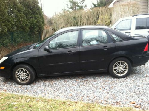 2000 ford focus se sedan 4-door 2.0l