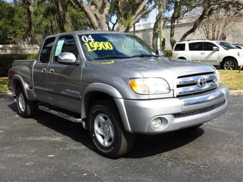 2004 toyota tundra sr5 extended cab pickup 4-door 4.7l