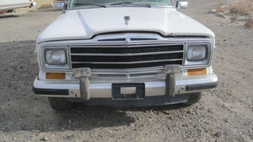 1988 jeep grand wagoneer, image 4