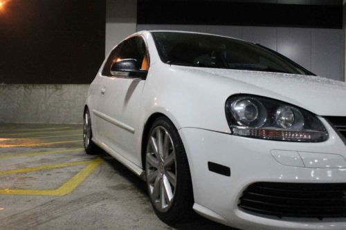 2008 volkswagen r32 base hatchback 2-door 3.2l