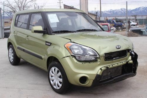 2013 kia soul damaged rebuilder only 6k miles runs! economical export welcome!!