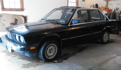 1985 bmw 3-series 318i 1.8l 4 cylinder 5 speed manual black 4 door sedan