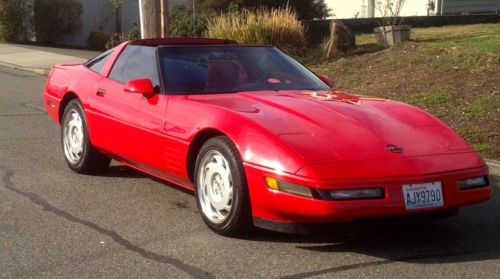 1992 chevy corvette, red on red, lt-1, 6sp manual, low 60k mi