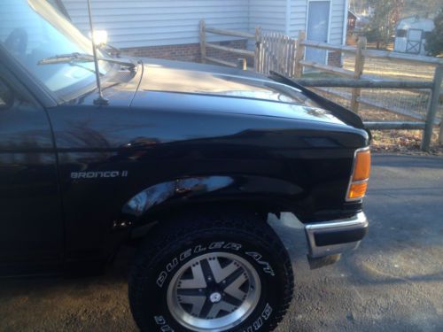 1989 ford bronco ii eddie bauer sport utility 2-door 2.9l