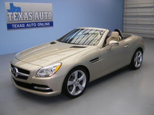 We finance!!!  2012 mercedes-benz slk350 convertible heated seats 11k texas auto