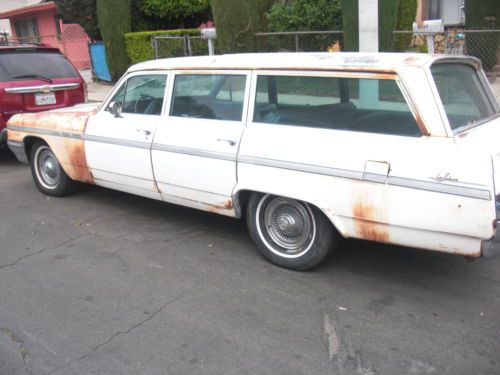 1964 buick lesabre wagon 4-dr