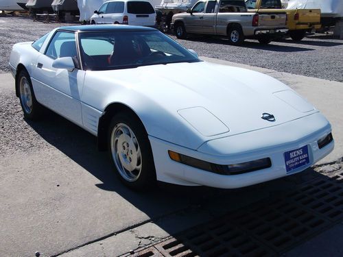 1994 chevrolet corvette-prestine condition--26,000 miles