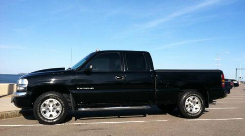 2006 gmc sierra onyx black 4x4 extended cab slt w/ z71 w/ cowl hood. awesome!!