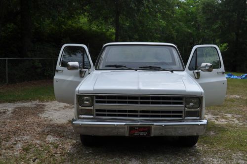 1987 chevy pick-up truck 350-v8 / 350 transmission w/shift kit