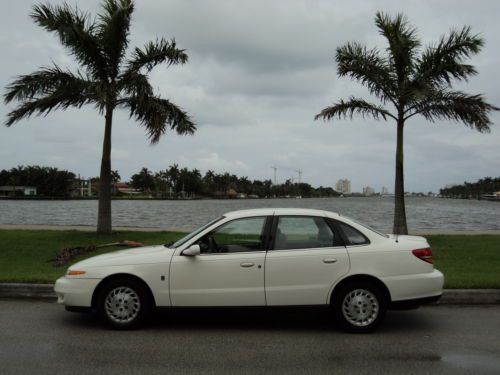 2001 saturn l300 super low miles south florida rust free must sell no reserve!!!