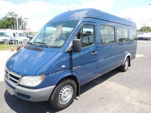 2005 dodge sprinter passenger 1 owner no reserve