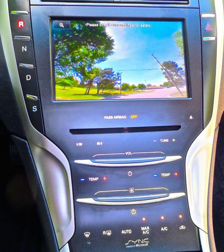 2014 LINCOLN MKZ EcoBoost/ NAVIGATION/BLIS/ SUNROOF/ REAR CAMERA/ NO RESERVE, image 18