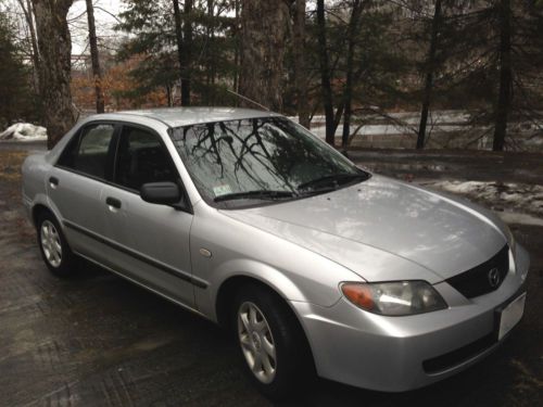 2003 mazda protege dx sedan 4-door 2.0l