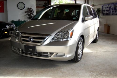 2006 honda odyssey ex-l, dvd, nav, rear view camera